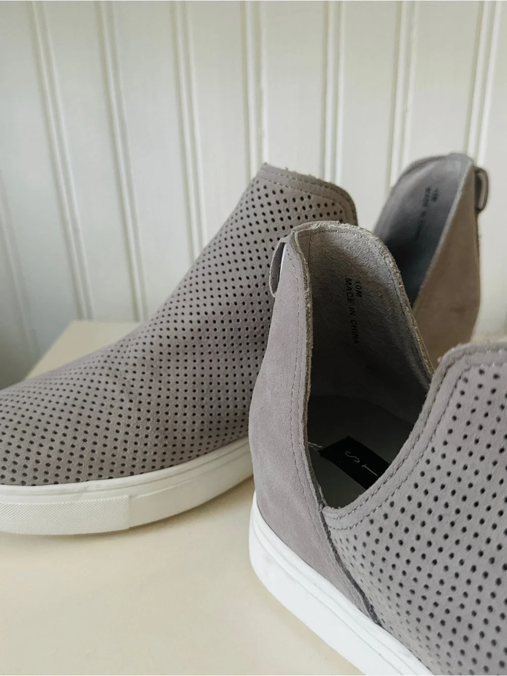 🔥Steven By Steve Madden Gray Perforated Slip-On Sneakers🩶